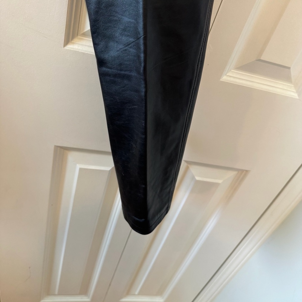 Vintage Hugo Buscati Genuine 100% Leather
Black Pants - Picture 13 of 13
